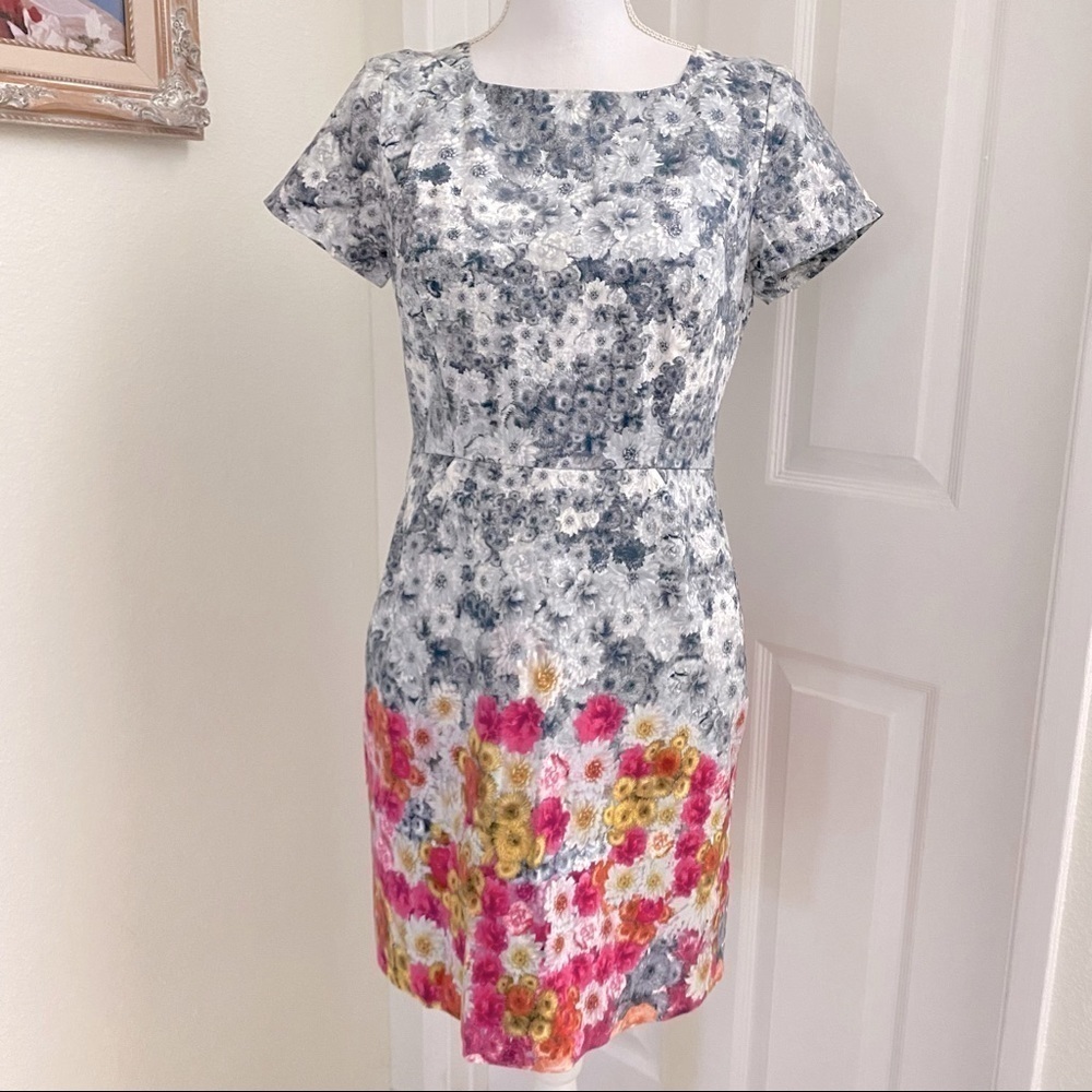 Talbots Grey to Multicolored Floral Sheath Dress Sz 4 - Picture 3 of 10